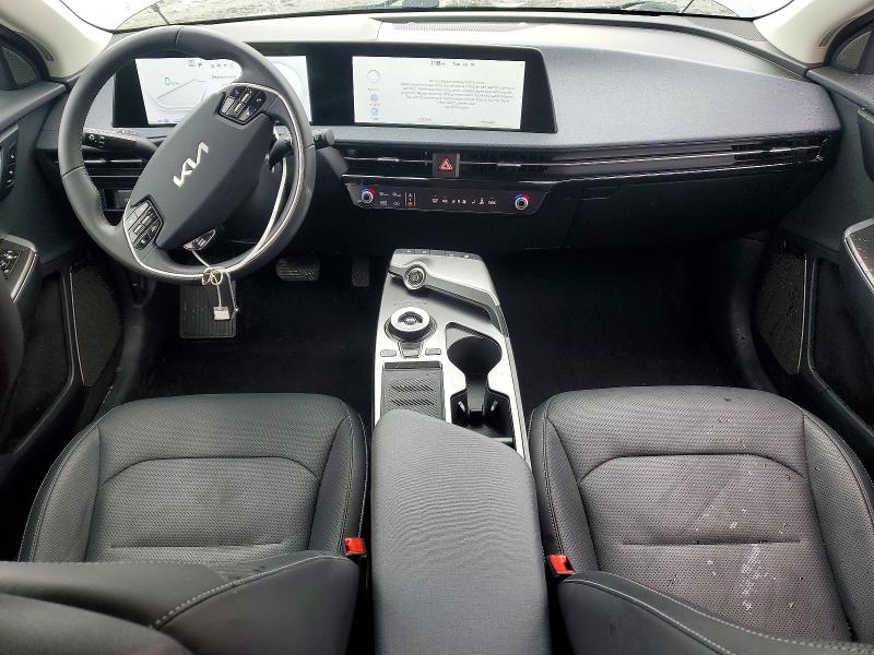 Photo 8 from auction – 2023 KIA EV6 with VIN KNDC34LA1P5091423