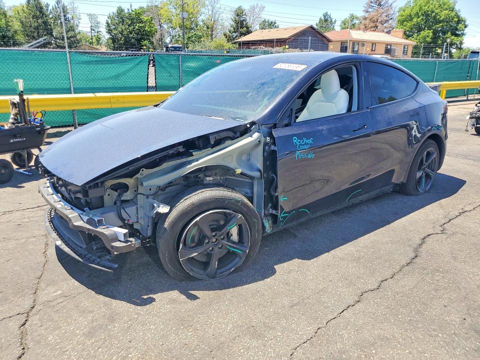 TESLA MODEL Y 2026 with VIN 7SAYGDEEXTF443212 - Photo from auction