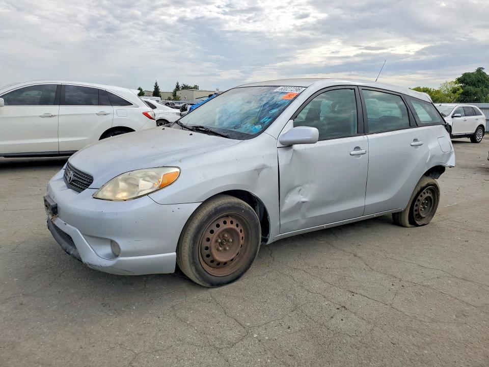TOYOTA COROLLA MATRIX 2005 with VIN 2T1KR32E55C440155 - Photo from auction