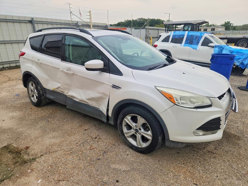 Photo 4 from auction – 2015 FORD ESCAPE with VIN 1FMCU9GX5FUA72334