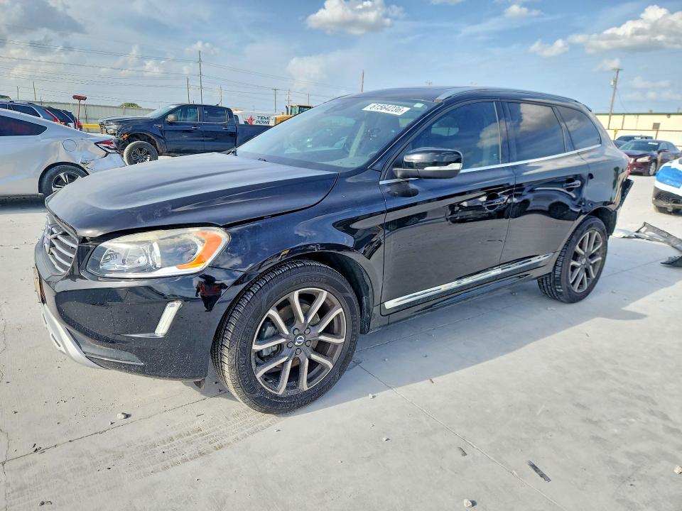 2017 VOLVO XC60
