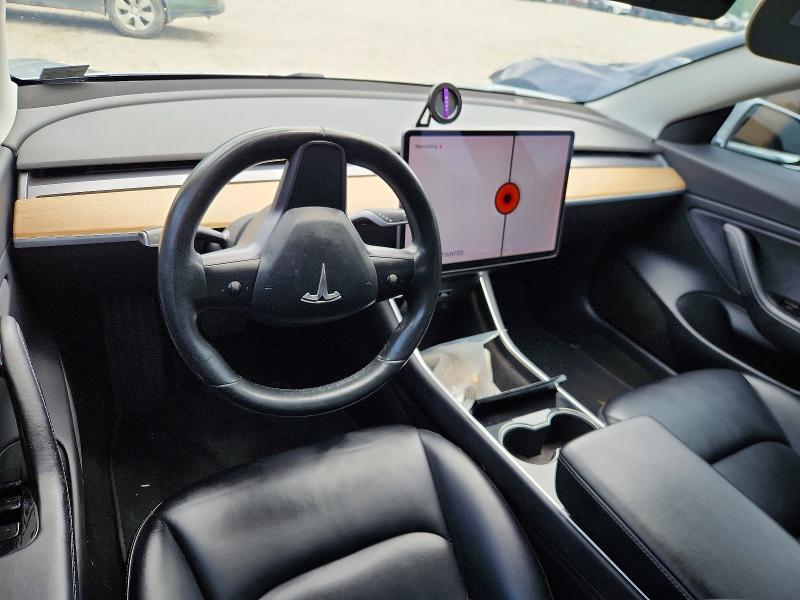 Photo 9 from auction – 2018 TESLA MODEL 3 with VIN 5YJ3E1EA8JF017850