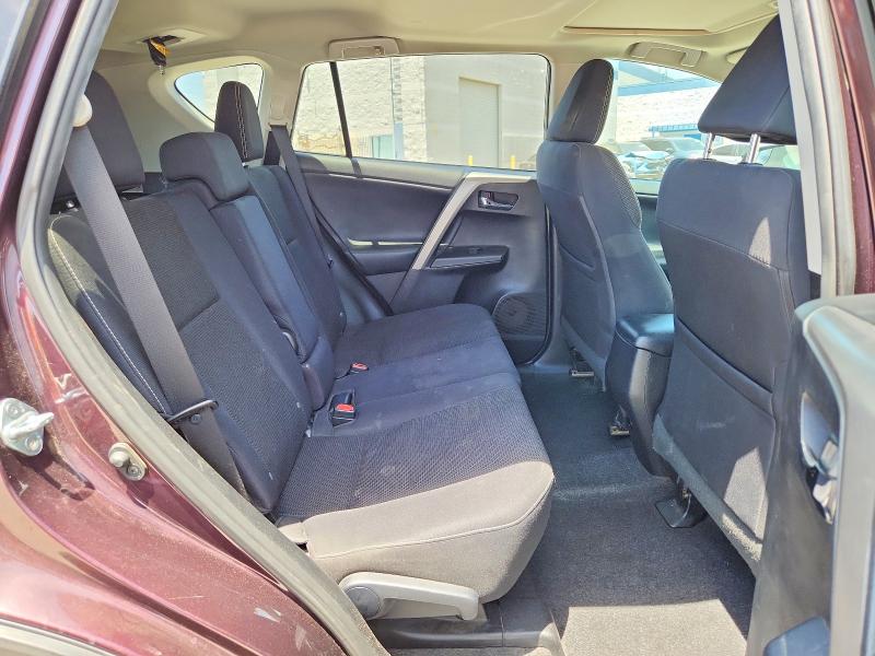 Photo 11 from auction – 2016 TOYOTA RAV4 with VIN 2T3WFREV8GW264171