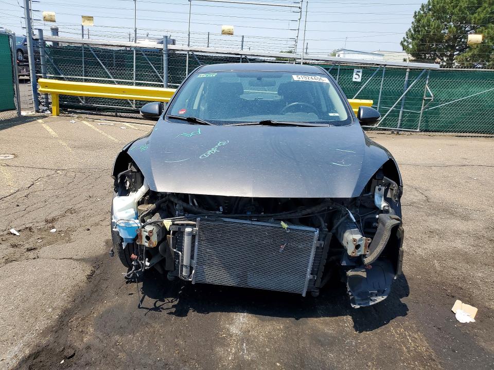 Photo 5 from auction – 2010 MAZDA 3 with VIN JM1BL1S58A1223784