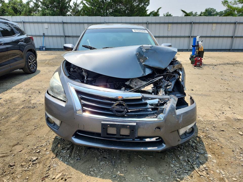 Photo 5 from auction – 2015 NISSAN ALTIMA with VIN 1N4AL3AP5FC415658
