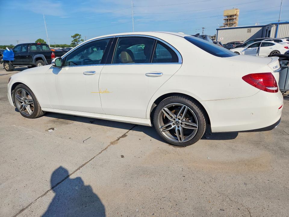Photo 2 from auction – 2019 MERCEDES-BENZ E with VIN WDDZF4JB9KA513179