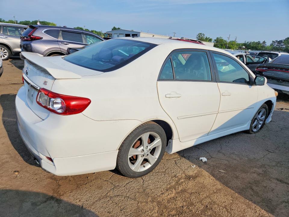 Photo 3 from auction – 2011 TOYOTA COROLLA with VIN 2T1BU4EE0BC598690