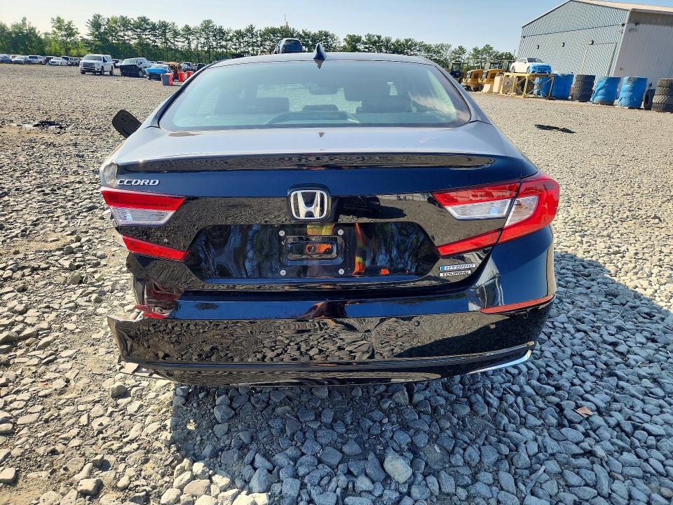 Photo 6 from auction – 2018 HONDA ACCORD with VIN 1HGCV3F93JA013019