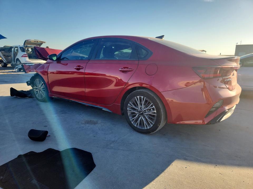 Photo 2 from auction – 2024 KIA FORTE with VIN 3KPF54AD6RE803565