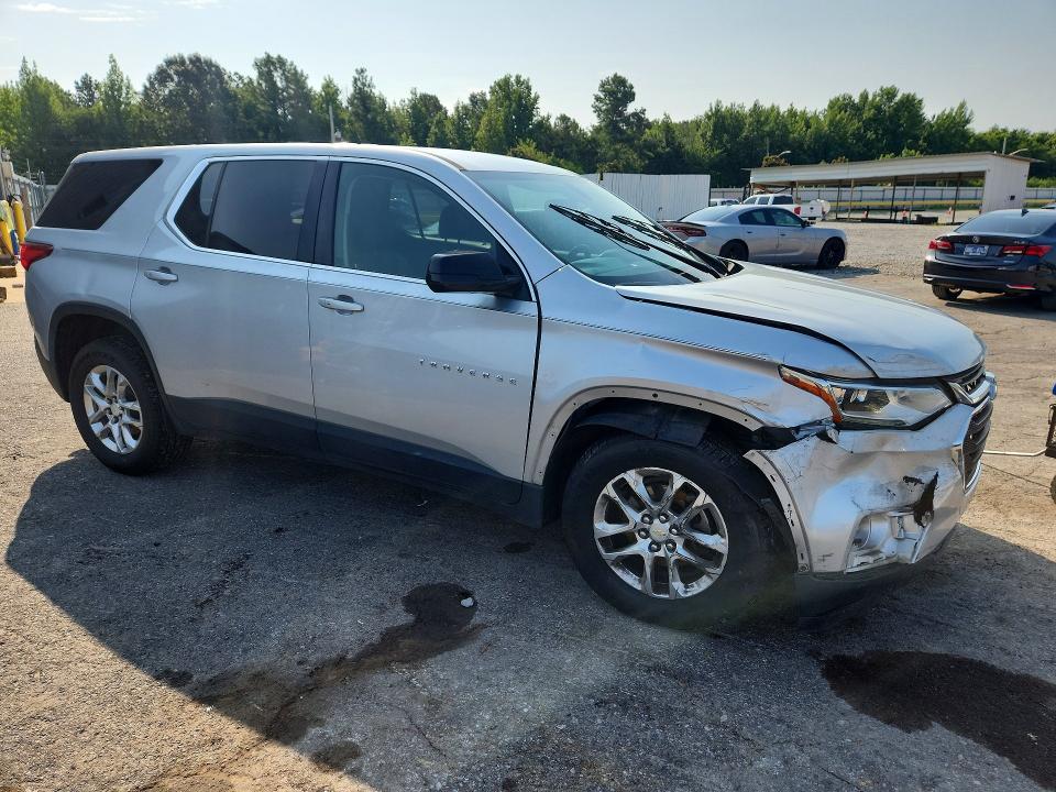 Photo 4 from auction – 2019 CHEVROLET TRAVERSE with VIN 1GNERFKW9KJ163072