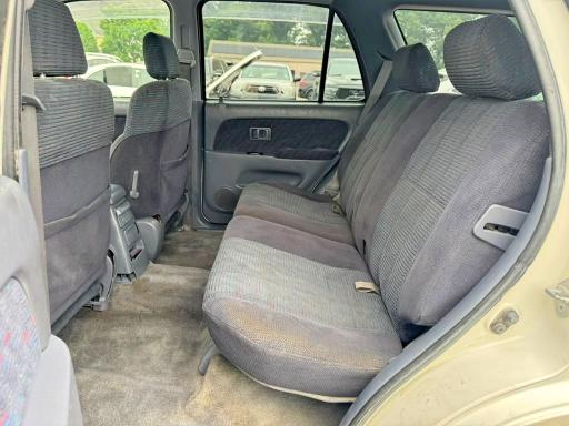 Photo 8 from auction – 1998 TOYOTA HILUX with VIN RZN1859012770