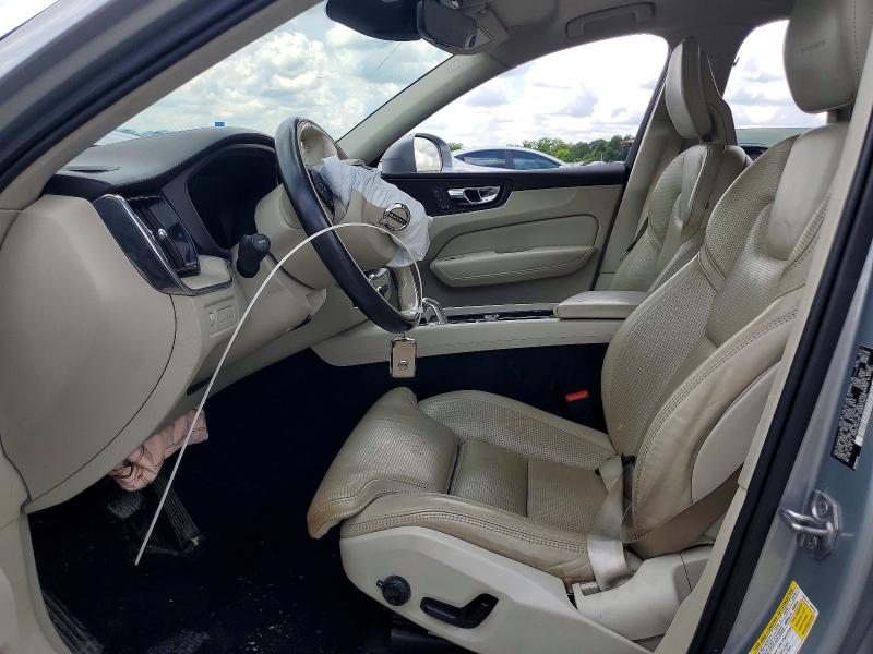Photo 7 from auction – 2018 VOLVO XC60 with VIN YV4BR0DL0J1045466