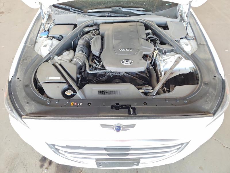 Photo 11 from auction – 2015 HYUNDAI GENESIS with VIN KMHGN4JE7FU076488