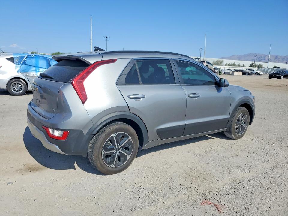 Photo 3 from auction – 2025 KIA NIRO with VIN KNDCP3LE8S5217853