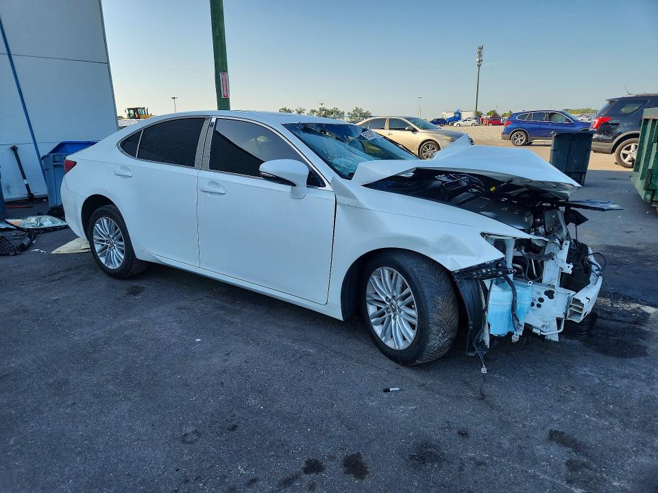 Photo 4 from auction – 2013 LEXUS ES with VIN JTHBK1GG2D2014552