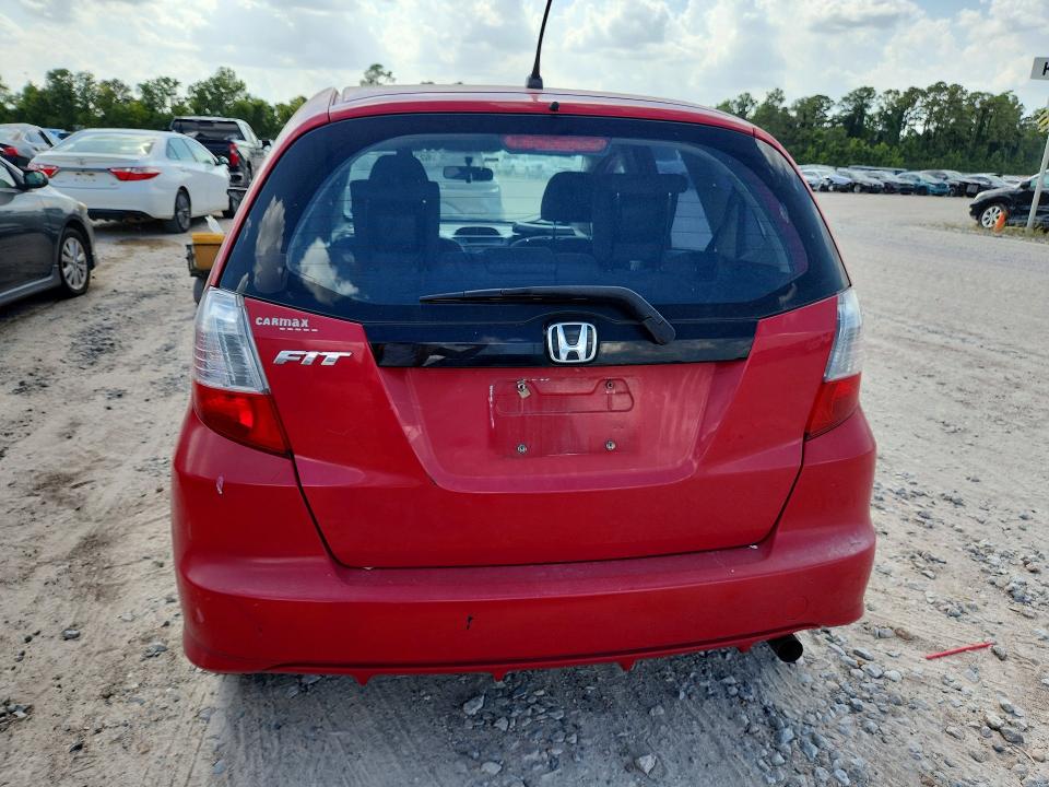 Photo 6 from auction – 2013 HONDA FIT with VIN JHMGE8H39DC013720
