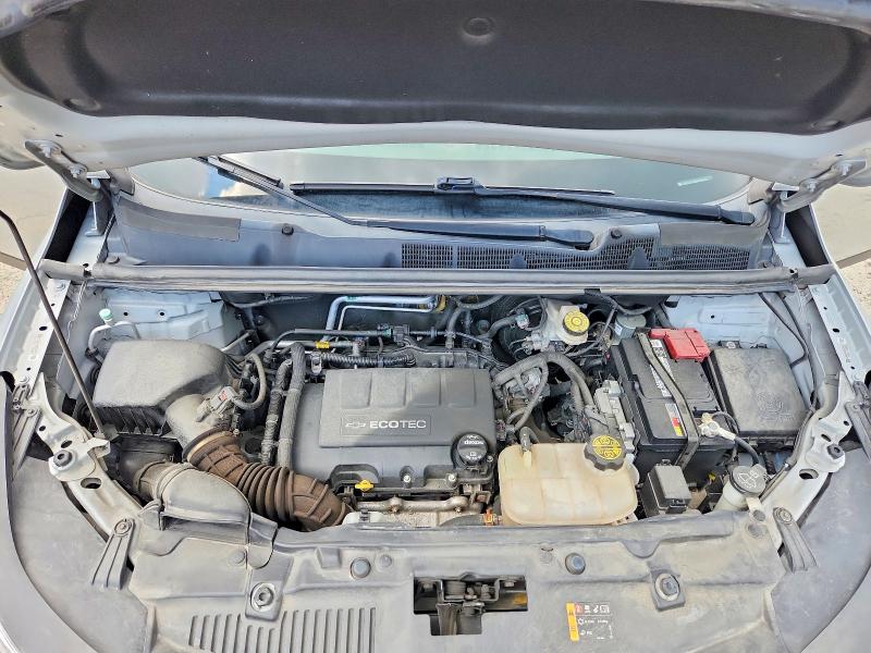 Zdjęcie 11 z aukcji – 2018 CHEVROLET TRAX z VIN KL7CJKSB5JB719977