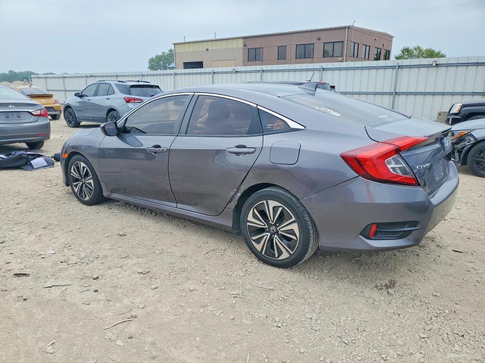 Photo 2 from auction – 2016 HONDA CIVIC with VIN 19XFC1F35GE012106