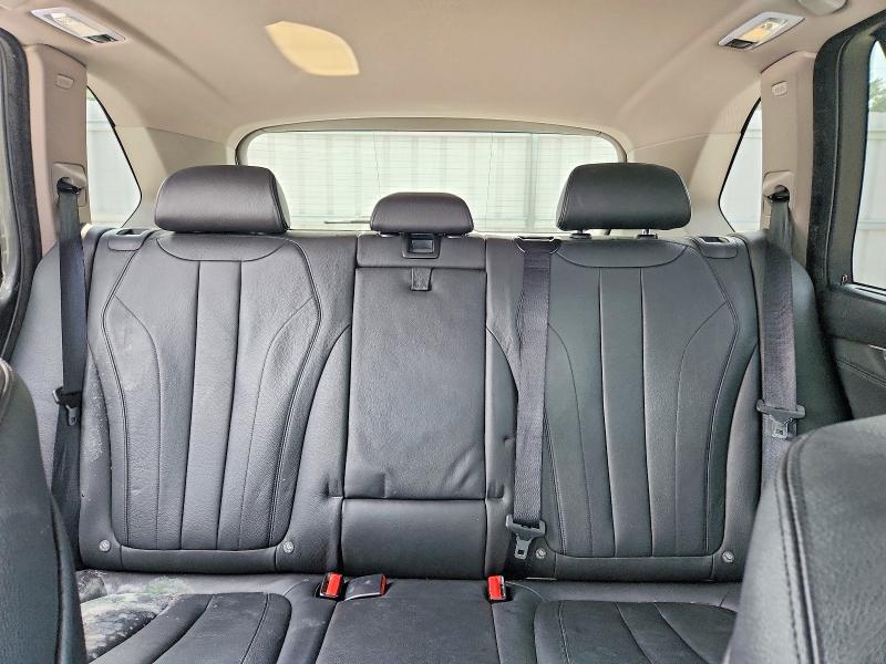 Photo 10 from auction – 2016 BMW X5 with VIN 5UXKR0C58G0P30009