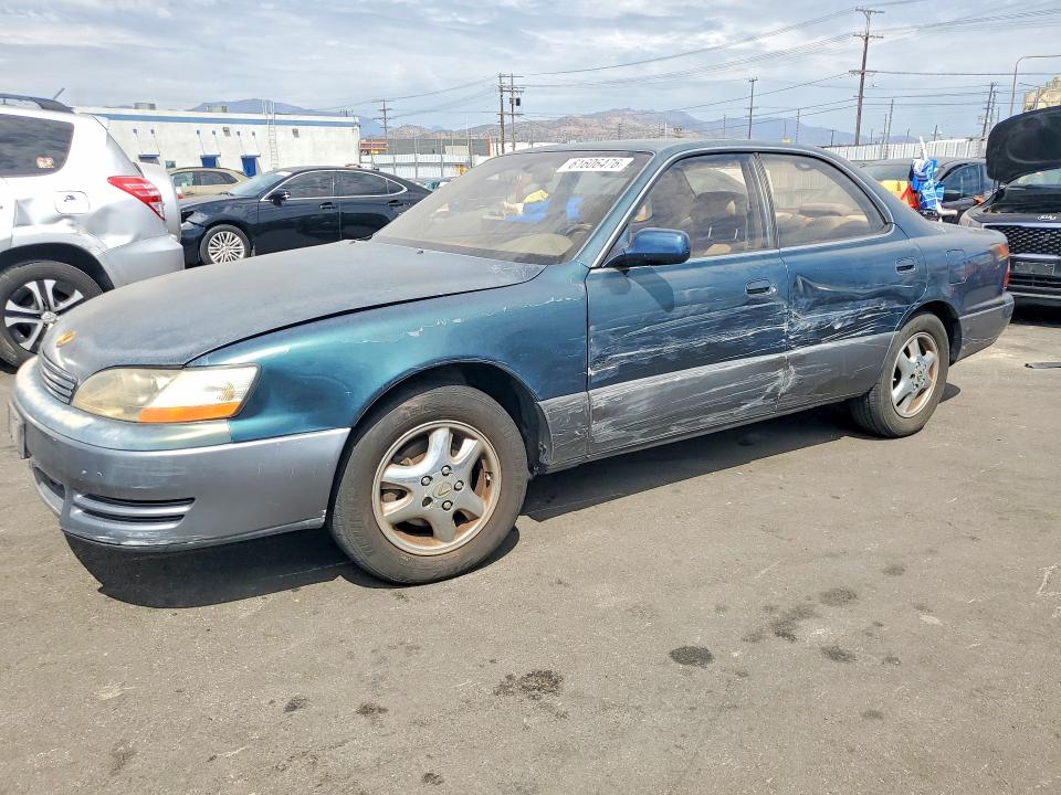 1996 LEXUS ES - Търг №61606476