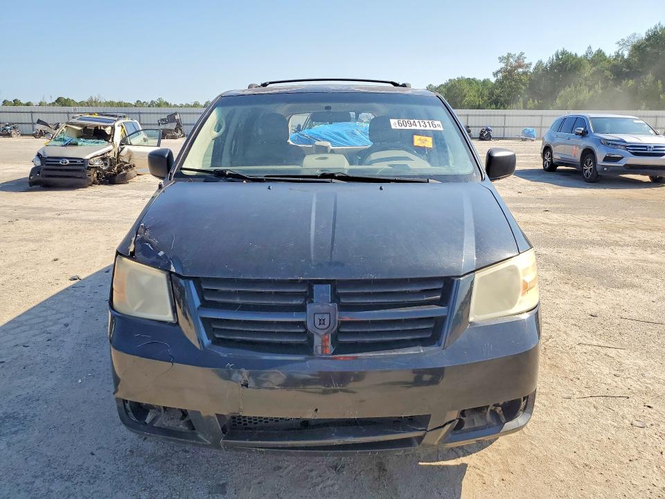 Photo 5 from auction – 2010 DODGE CARAVAN with VIN 2D4RN4DE2AR477397