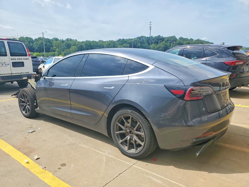 Photo 2 from auction – 2018 TESLA MODEL 3 with VIN 5YJ3E1EAXJF014173