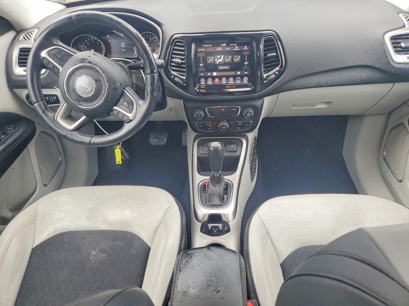 Photo 8 from auction – 2019 JEEP COMPASS with VIN 3C4NJCBB9KT668517