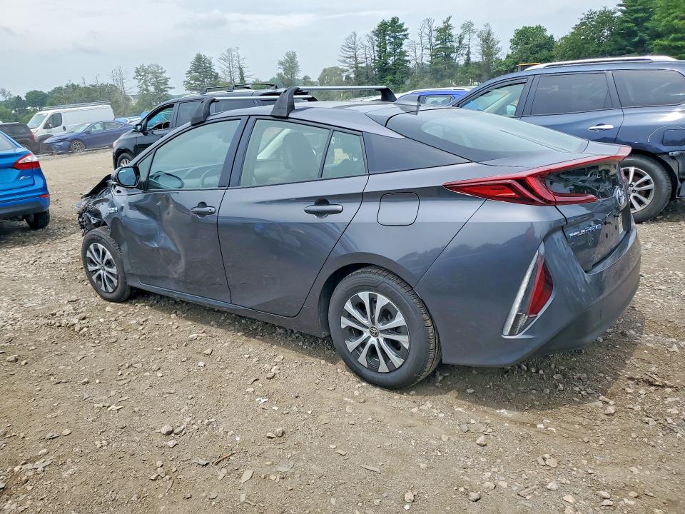 Photo 2 from auction – 2020 TOYOTA PRIUS PRIME with VIN JTDKARFP3L3132347