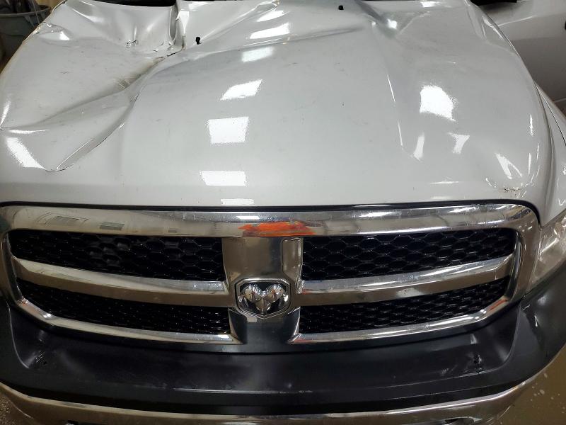 Photo 11 from auction – 2016 RAM 1500 with VIN 1C6RR7FT4GS230976