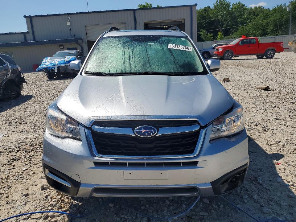 Photo 5 from auction – 2018 SUBARU FORESTER with VIN JF2SJAEC1JH610220