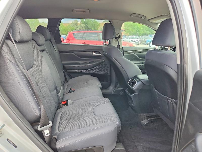Photo 11 from auction – 2019 HYUNDAI SANTA FE with VIN 5NMS2CAD3KH119217