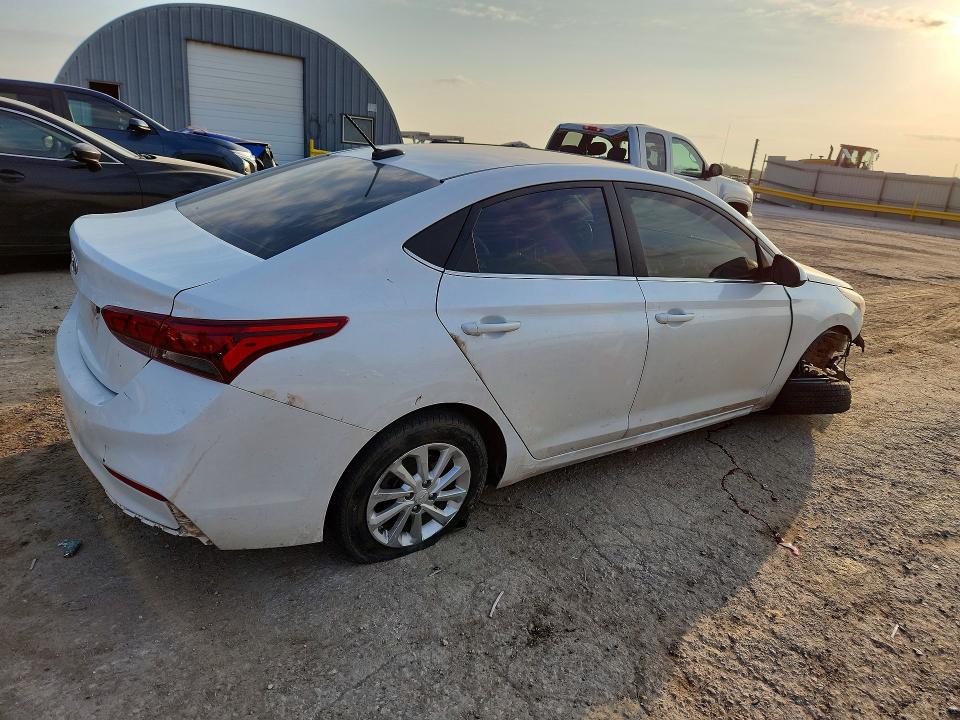 Photo 3 from auction – 2022 HYUNDAI ACCENT with VIN 3KPC24A67NE173871