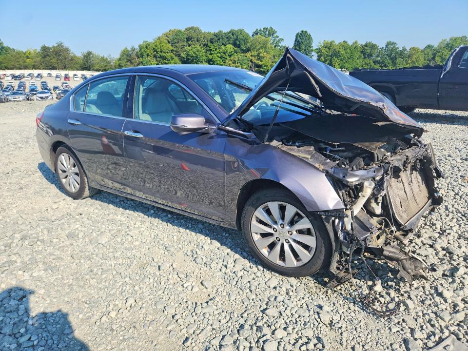 Photo 4 from auction – 2015 HONDA ACCORD with VIN 1HGCR3F86FA025264
