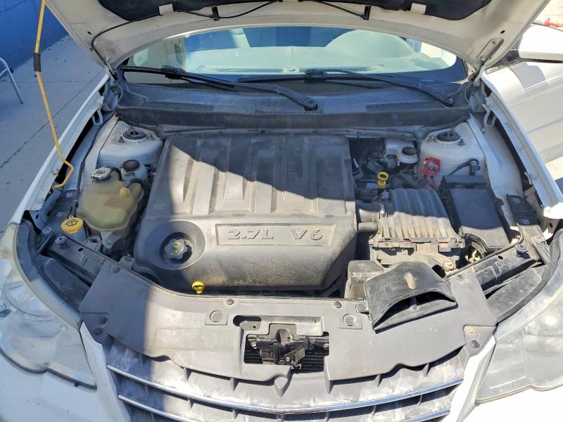 Photo 11 from auction – 2008 CHRYSLER SEBRING with VIN 1C3LC55R18N271872