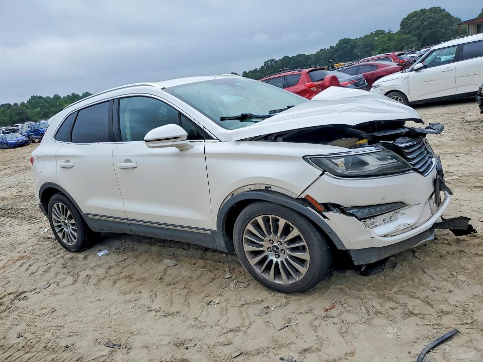 Photo 4 from auction – 2015 LINCOLN MKC with VIN 5LMTJ2AH6FUJ08885