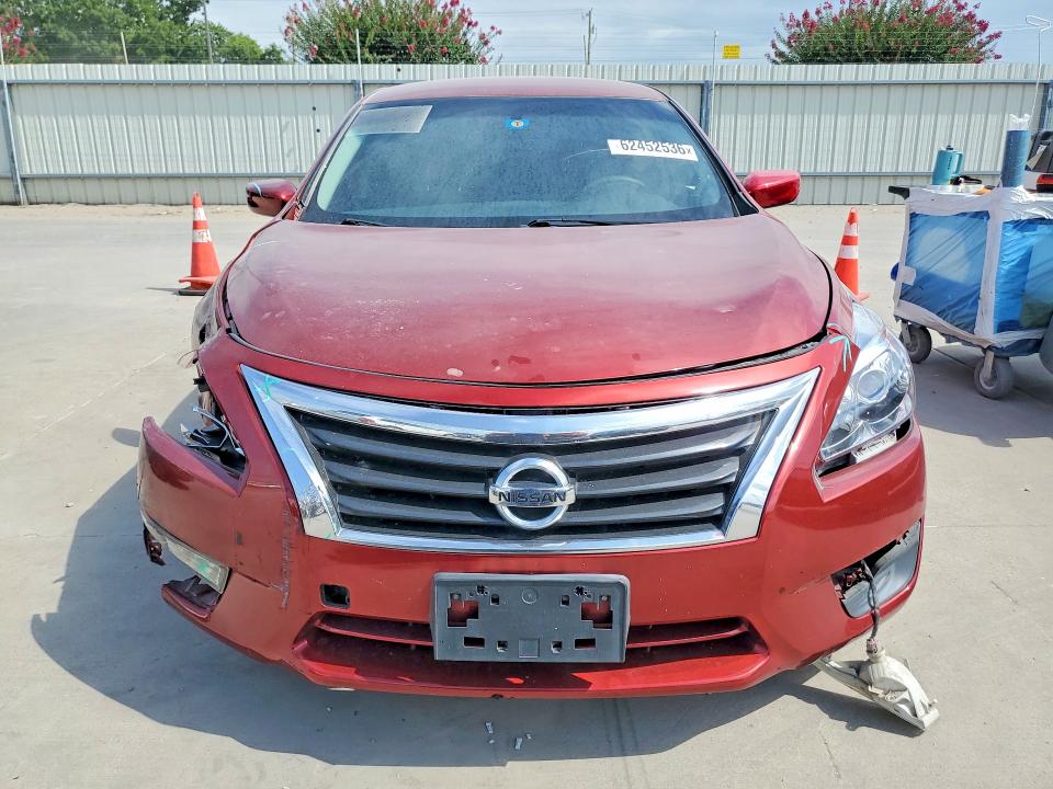 Photo 5 from auction – 2015 NISSAN ALTIMA with VIN 1N4AL3AP9FC477144