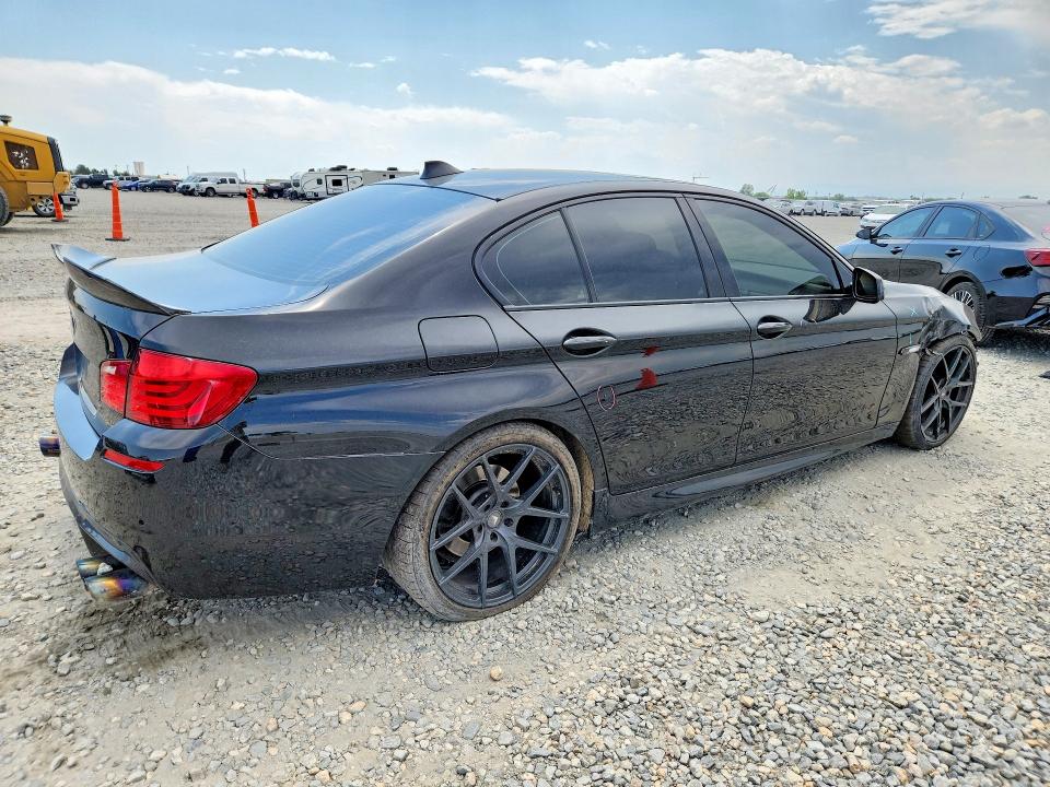 Photo 3 from auction – 2013 BMW 535 with VIN WBAFR7C56DC820682