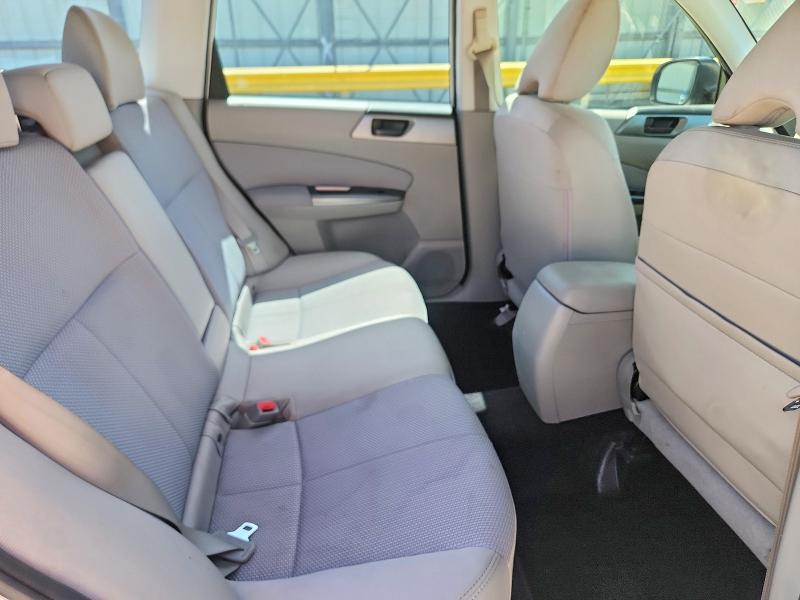 Photo 11 from auction – 2012 SUBARU FORESTER with VIN JF2SHABC1CH451721
