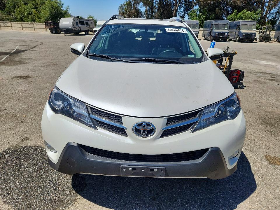 Photo 5 from auction – 2013 TOYOTA RAV4 with VIN 2T3YFREV4DW045891