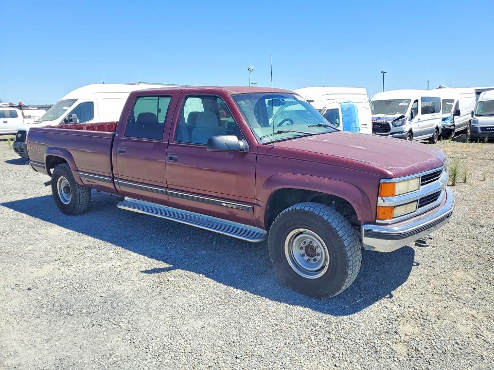 Photo 4 from auction – 1998 CHEVROLET GMT-400 with VIN 1GCHK33J1WF024283