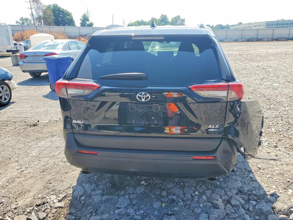 Photo 6 from auction – 2025 TOYOTA RAV4 with VIN 2T3A1RFV7SW552117