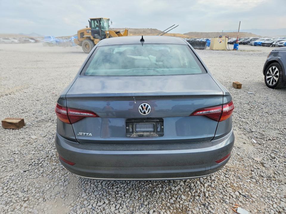 Photo 6 from auction – 2019 VOLKSWAGEN JETTA with VIN 3VWE57BU5KM085544