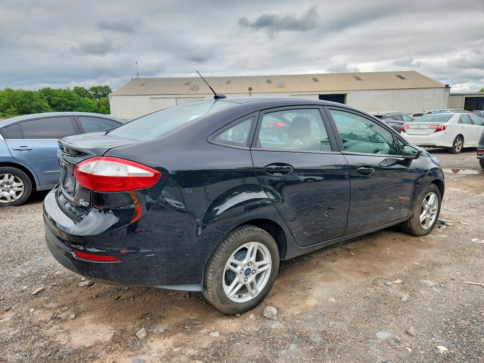Photo 3 from auction – 2019 FORD FIESTA with VIN 3FADP4BJ3KM146795