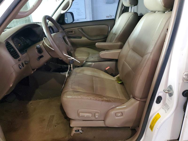 Photo 7 from auction – 2002 TOYOTA SEQUOIA with VIN 5TDBT48AX2S118142