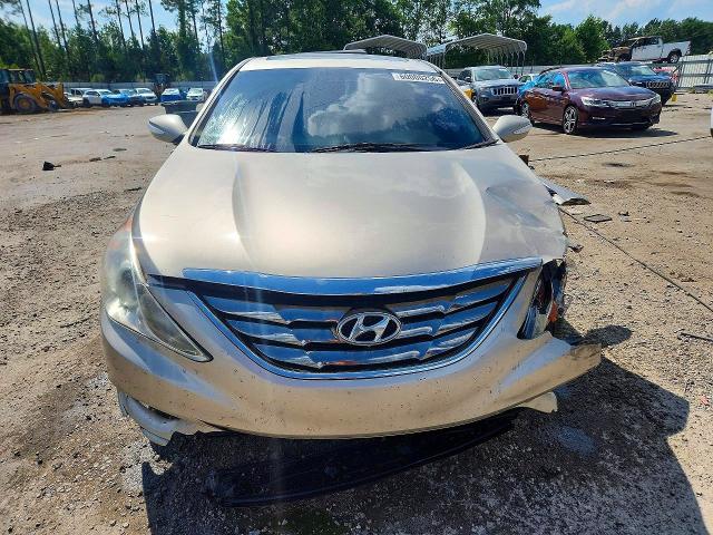 Photo 5 from auction – 2011 HYUNDAI SONATA with VIN 5NPEC4AC0BH138253
