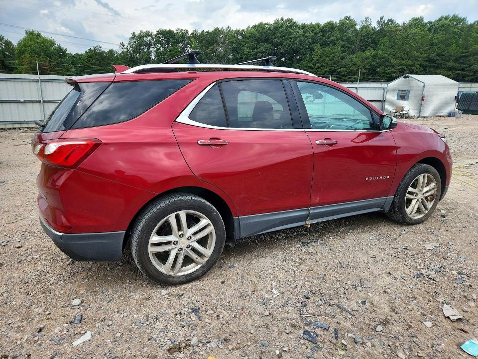 Photo 3 from auction – 2018 CHEVROLET EQUINOX with VIN 2GNAXWEX0J6197938