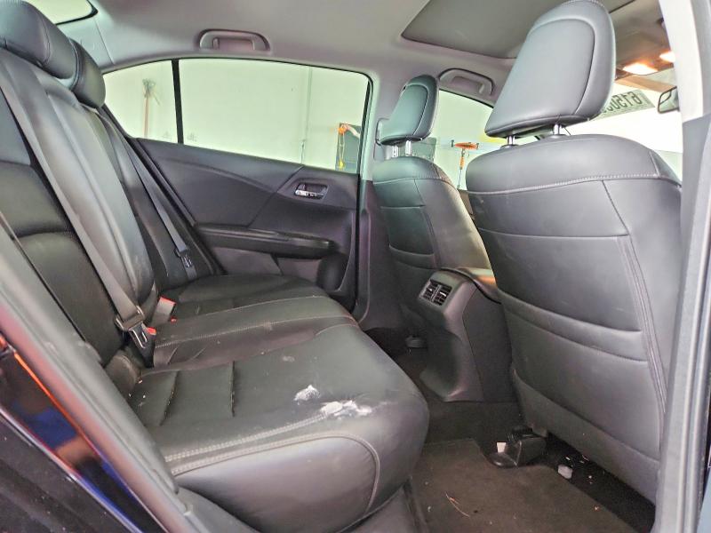 Photo 10 from auction – 2017 HONDA ACCORD with VIN 1HGCR2F84HA026149