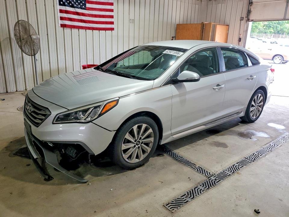 HYUNDAI SONATA 2015 with VIN 5NPE34AF8FH048154 - Photo from auction