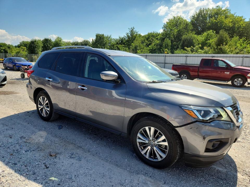 Photo 4 from auction – 2019 NISSAN PATHFINDER with VIN 5N1DR2MN0KC604539