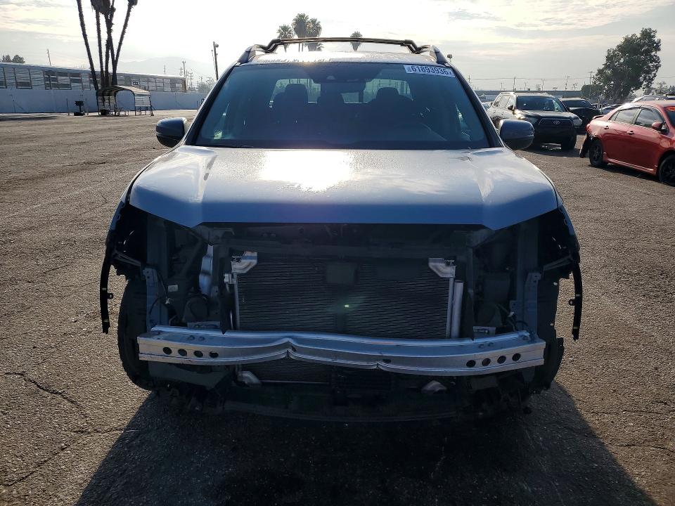 Photo 5 from auction – 2023 HONDA RIDGELINE with VIN 5FPYK3F51PB061698